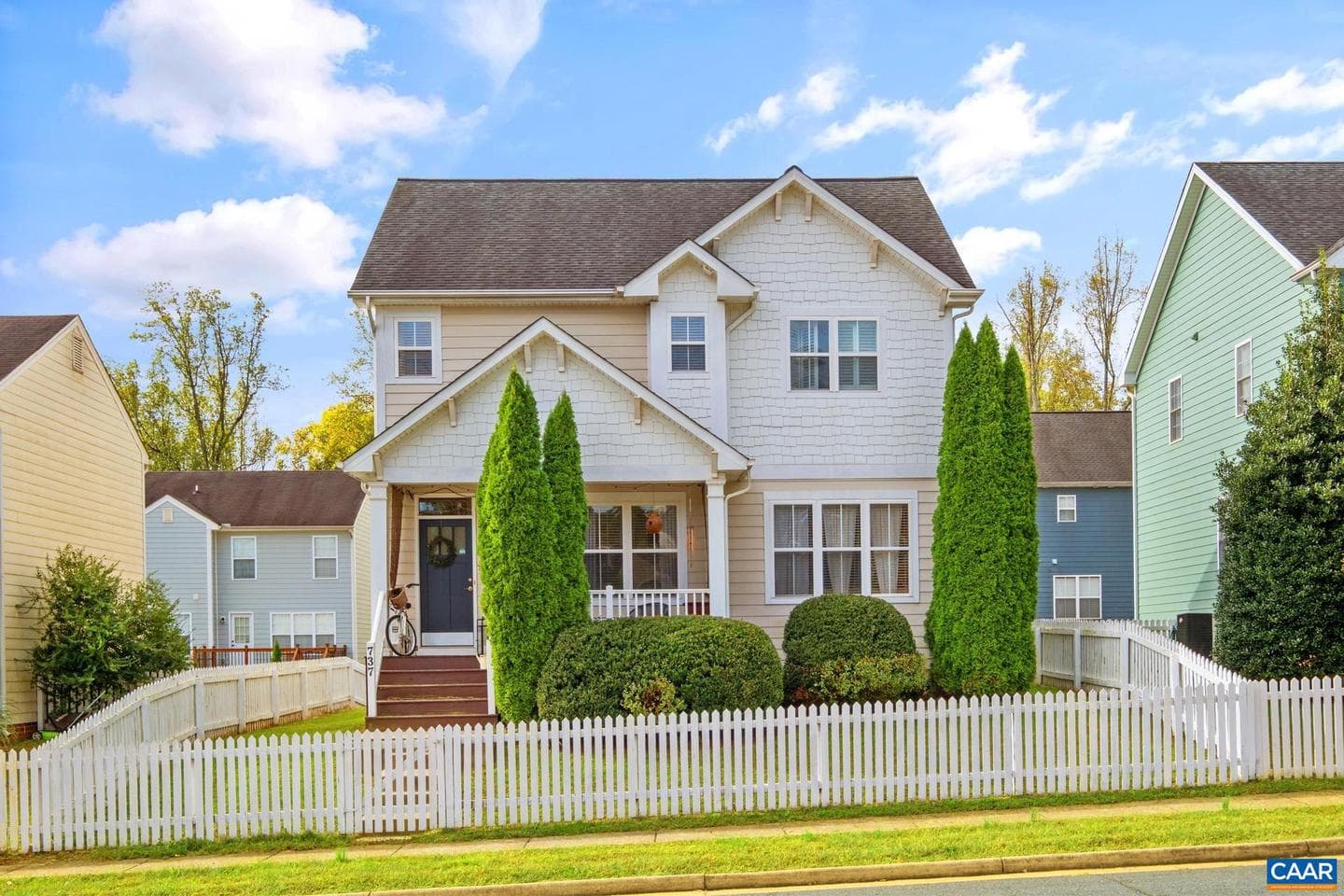 737 Country Green Rd photo 1