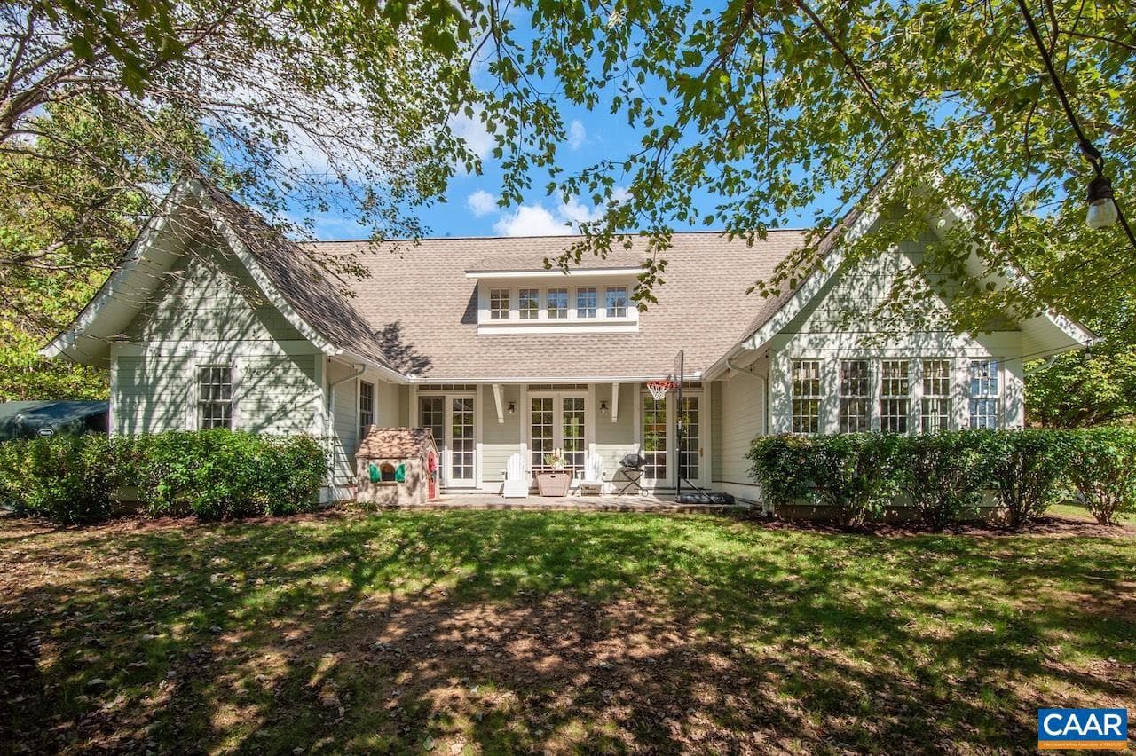 30 Cedar Meadow Dr photo 1