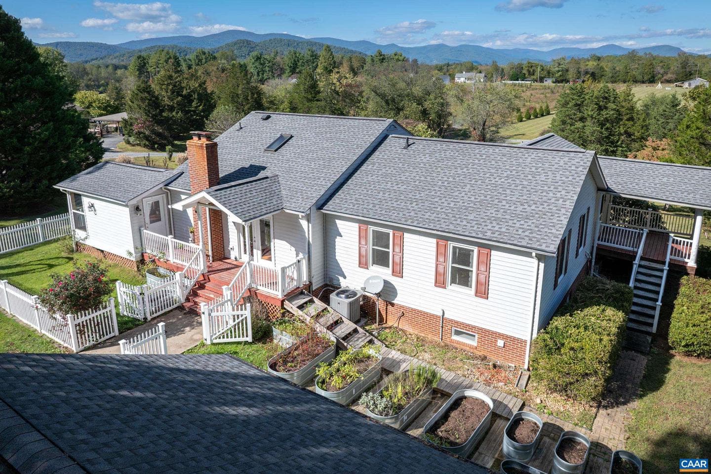 173 Lawsons Farm Dr photo 1