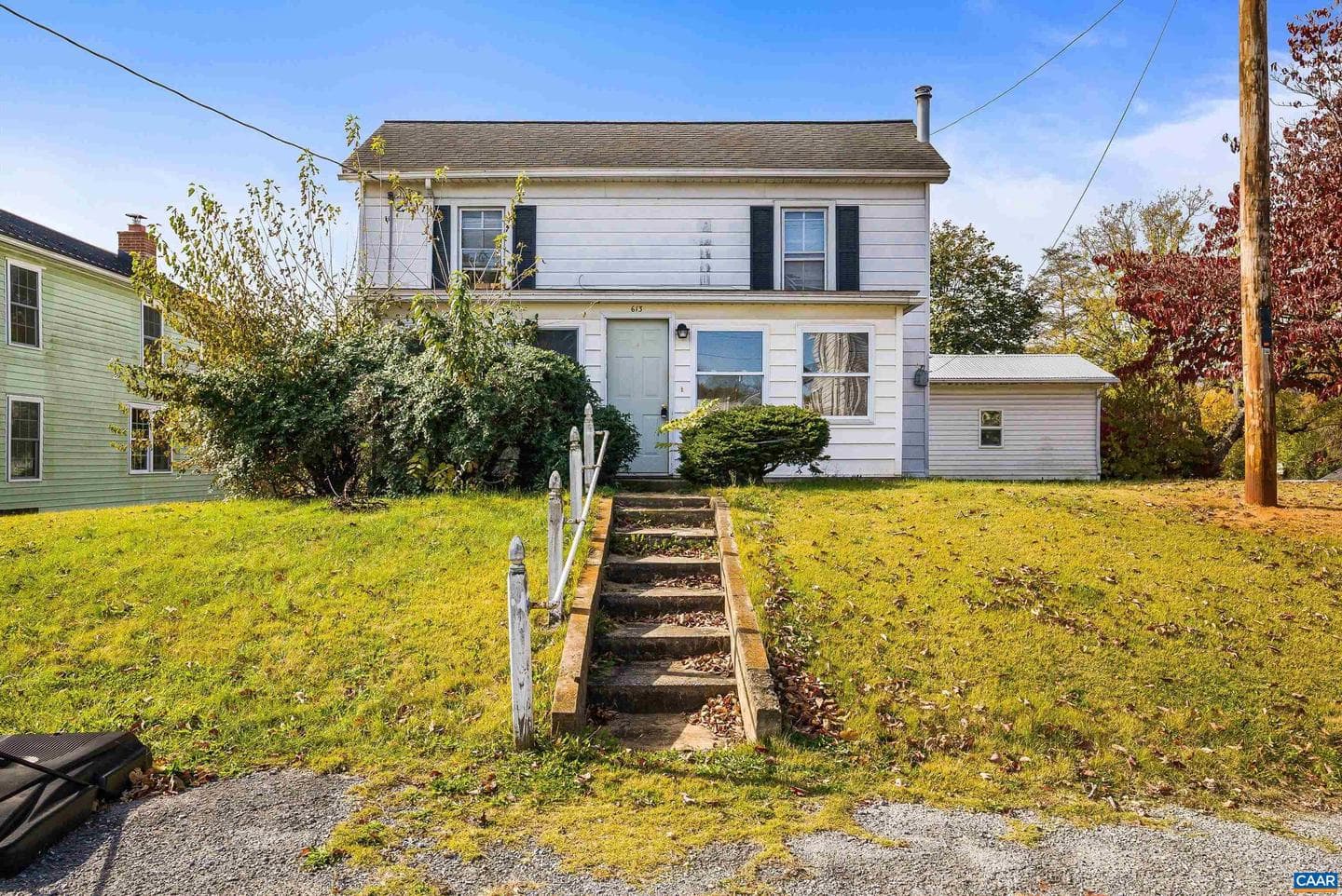 613 6th St photo 1