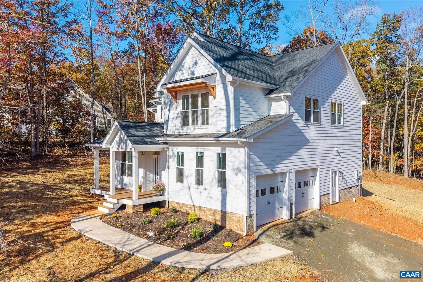 345 Sienna Ln photo 1