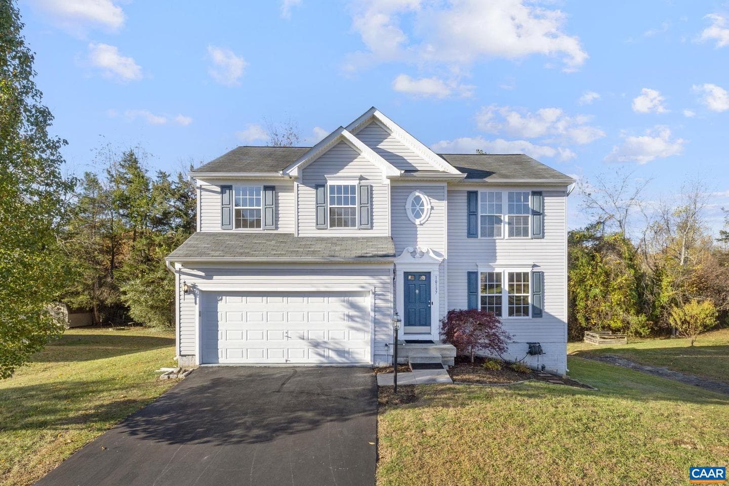 10137 Spring Dr photo 1