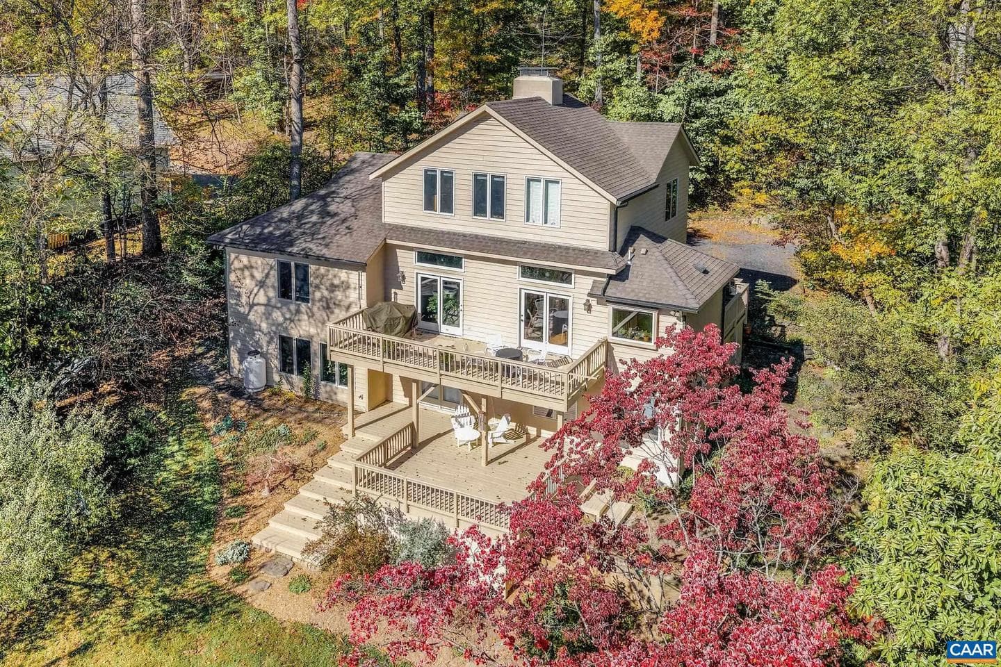 987 Rodes Farm Dr photo 1