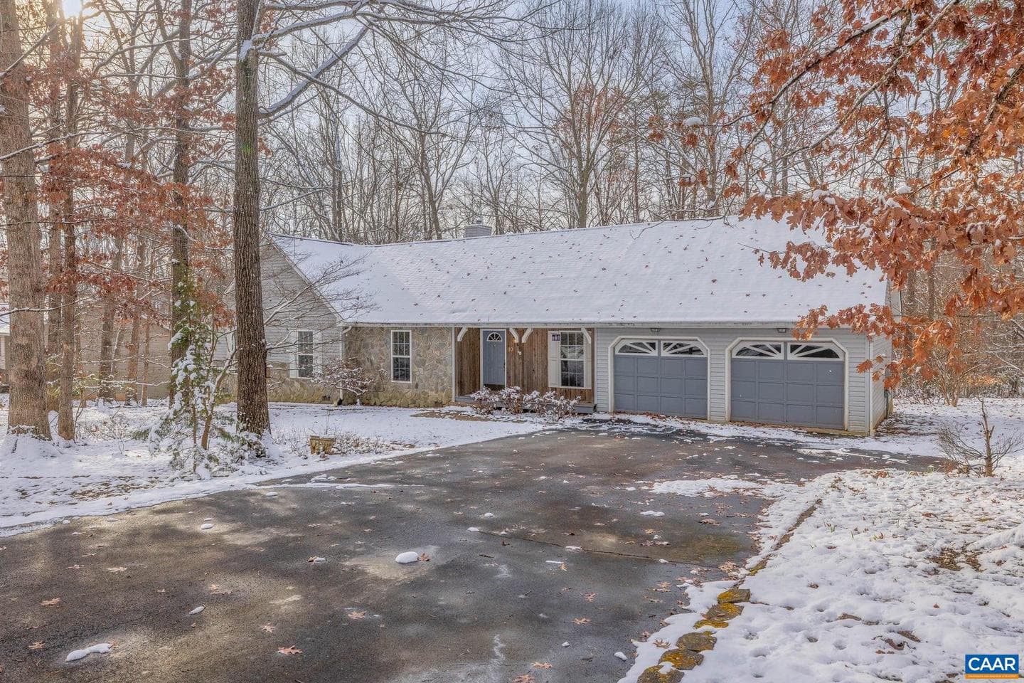 10 Briarwood Rd