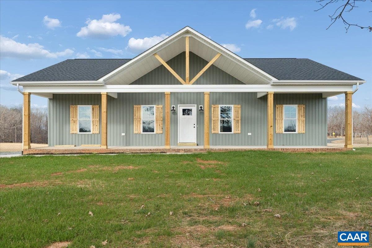 677 Piney Mountain Rd photo 1