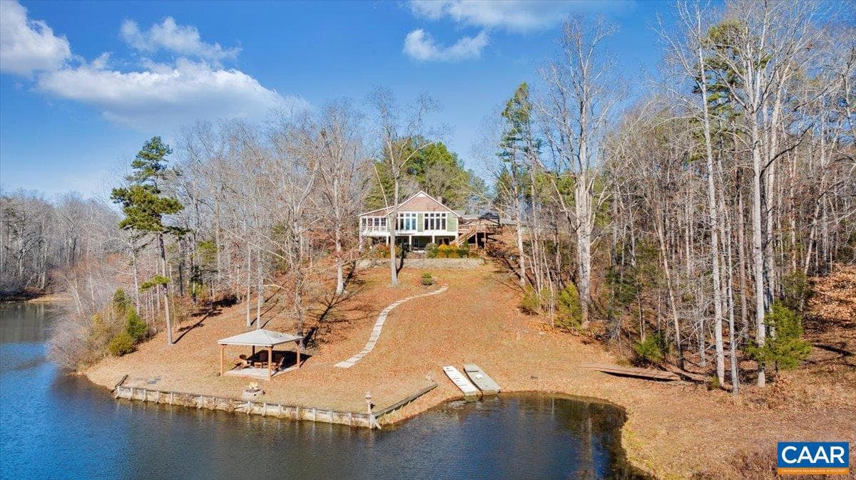 780 Dry Bridge Rd photo 1