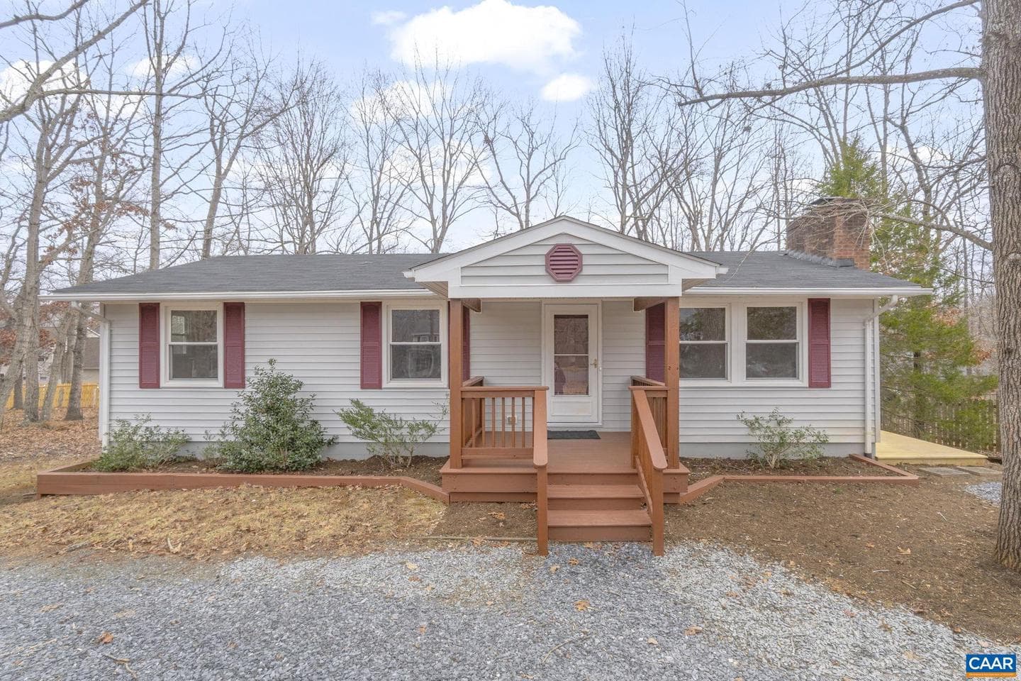 15 Smokewood Dr