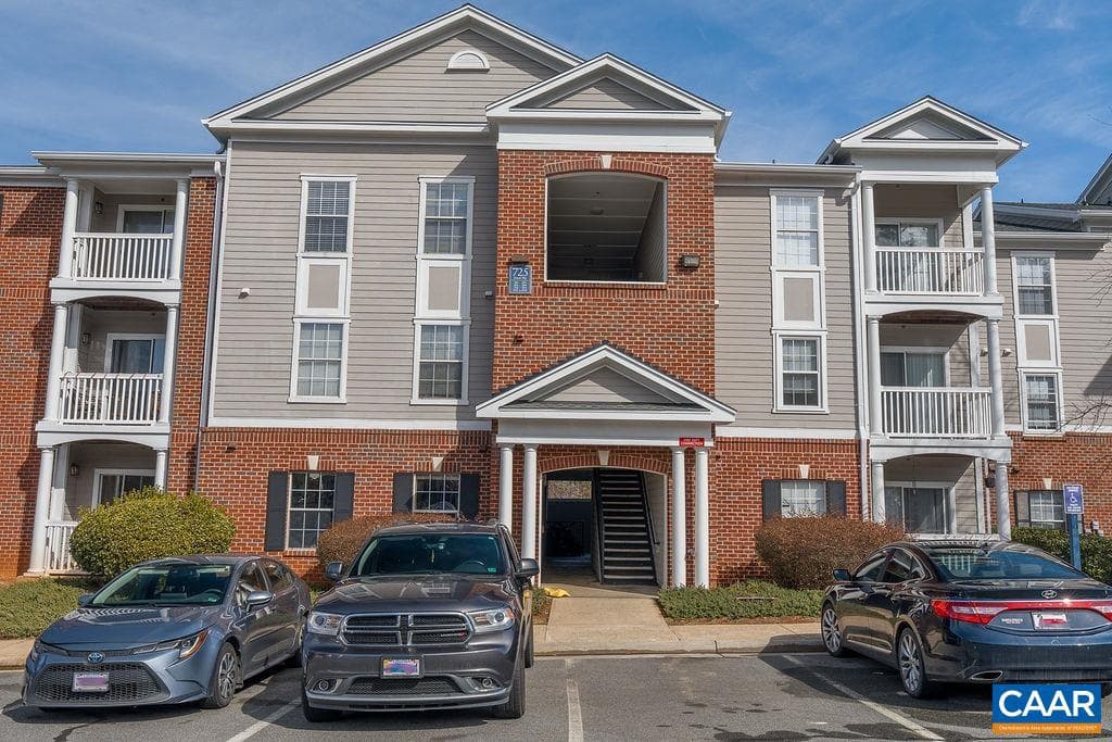 725 Denali Way #102
