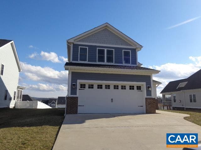 208 Windsor Dr