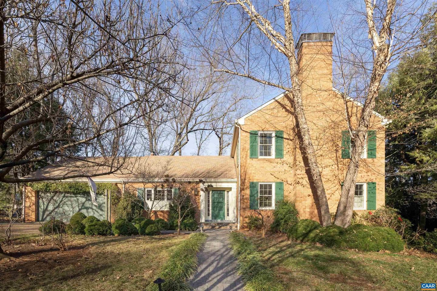 1413 Foxbrook Ln photo 1