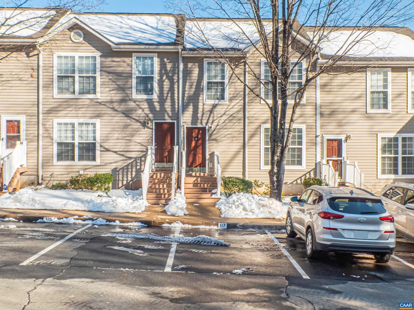 117 Hartford Ct photo 1