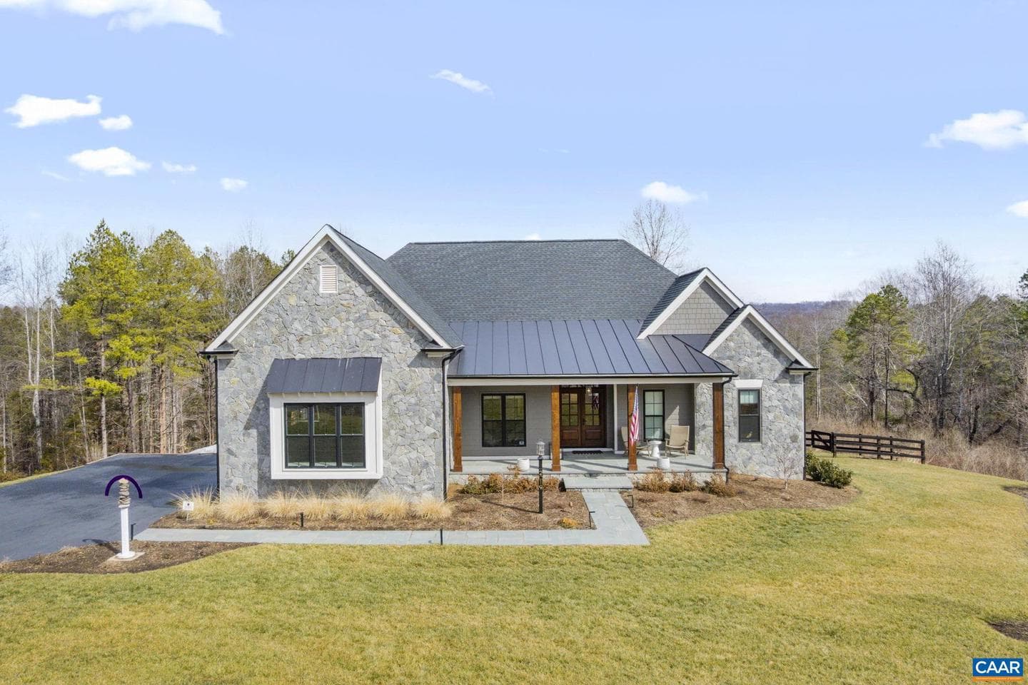 2019 Fairhill Mountain View photo 1
