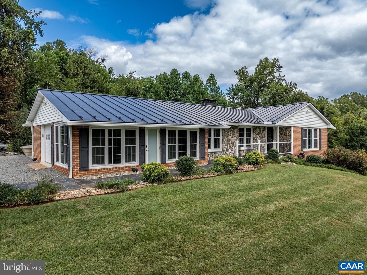 12320 Mayhurst Ln photo 1