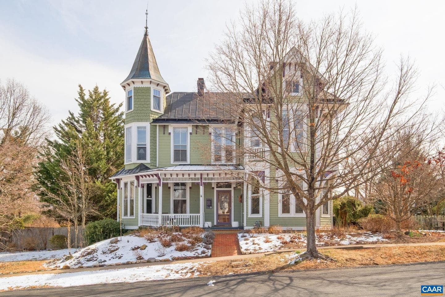 428 Maple Ave