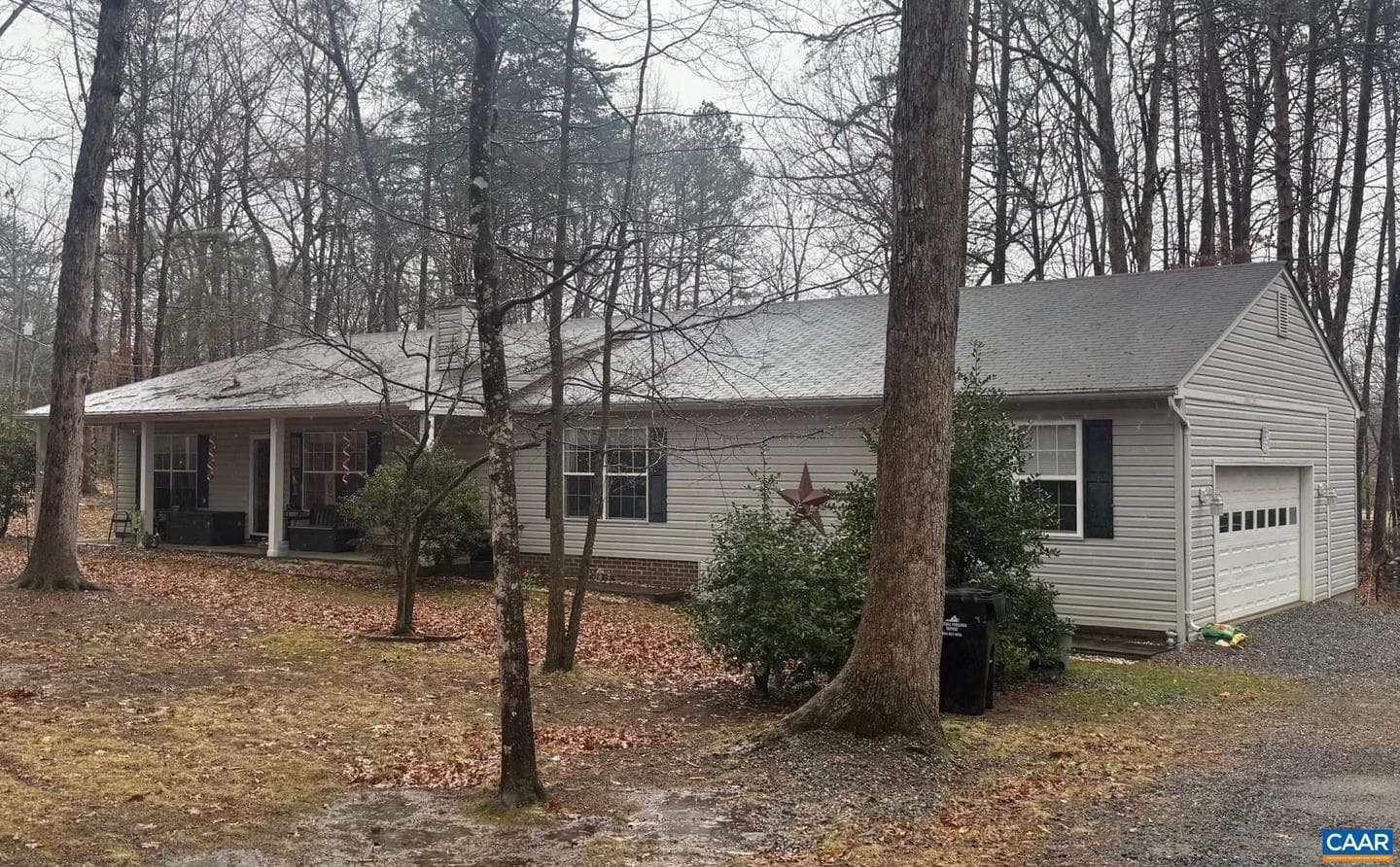 547 Forest Hill Rd photo 1