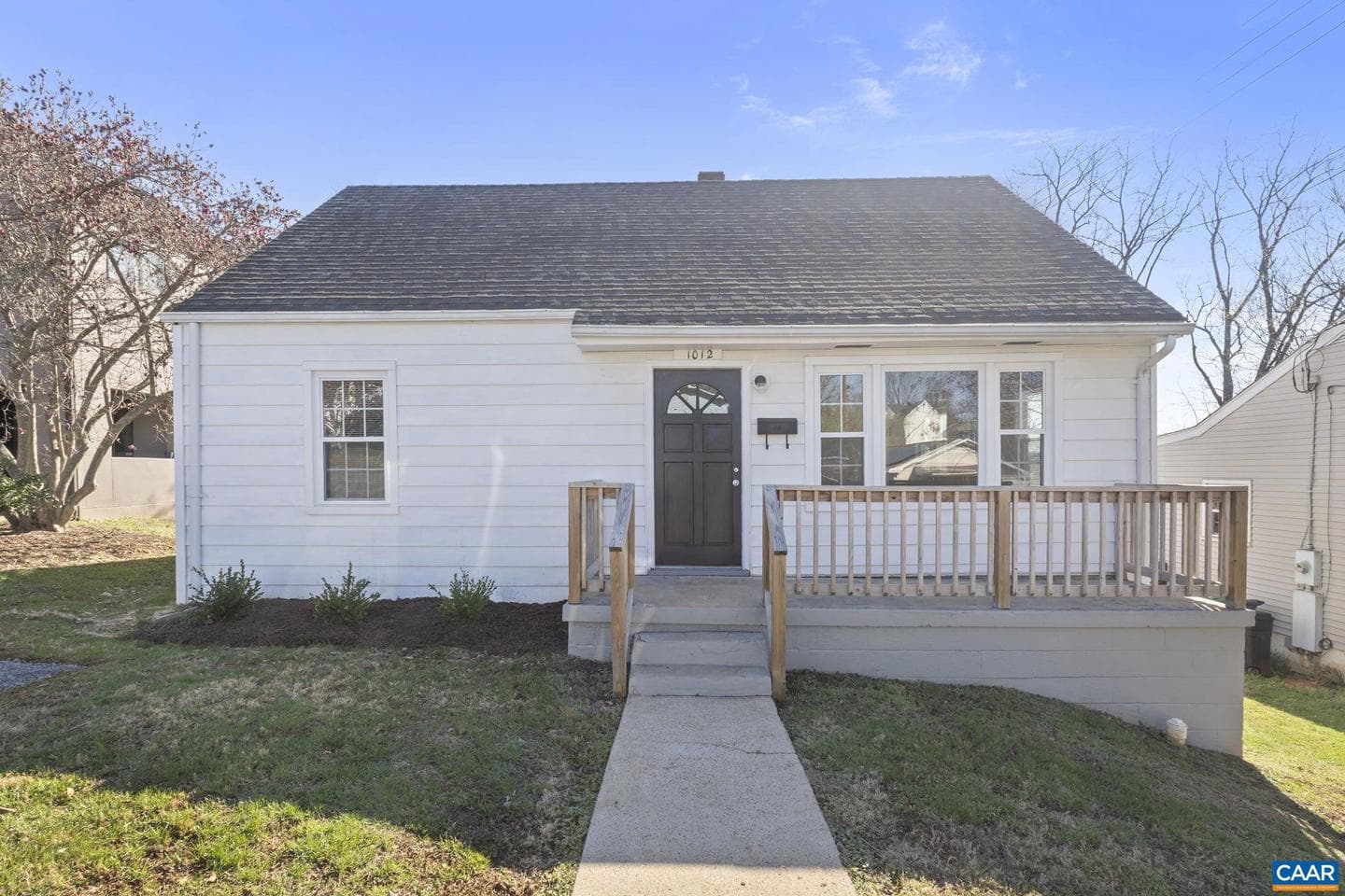 1012 Altavista Ave