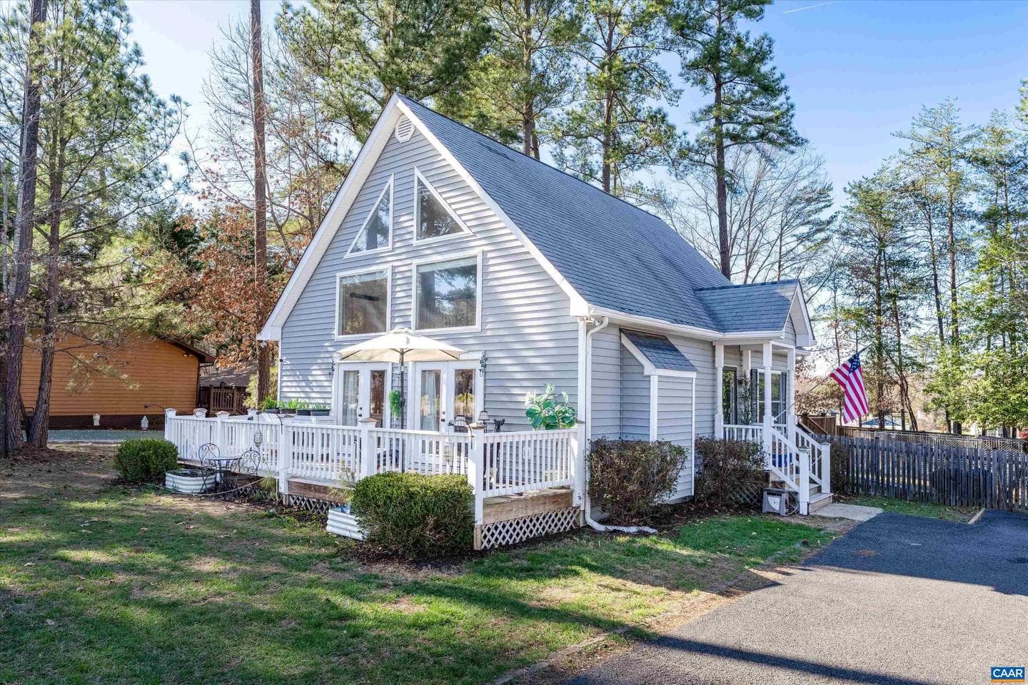 579 Jefferson Dr