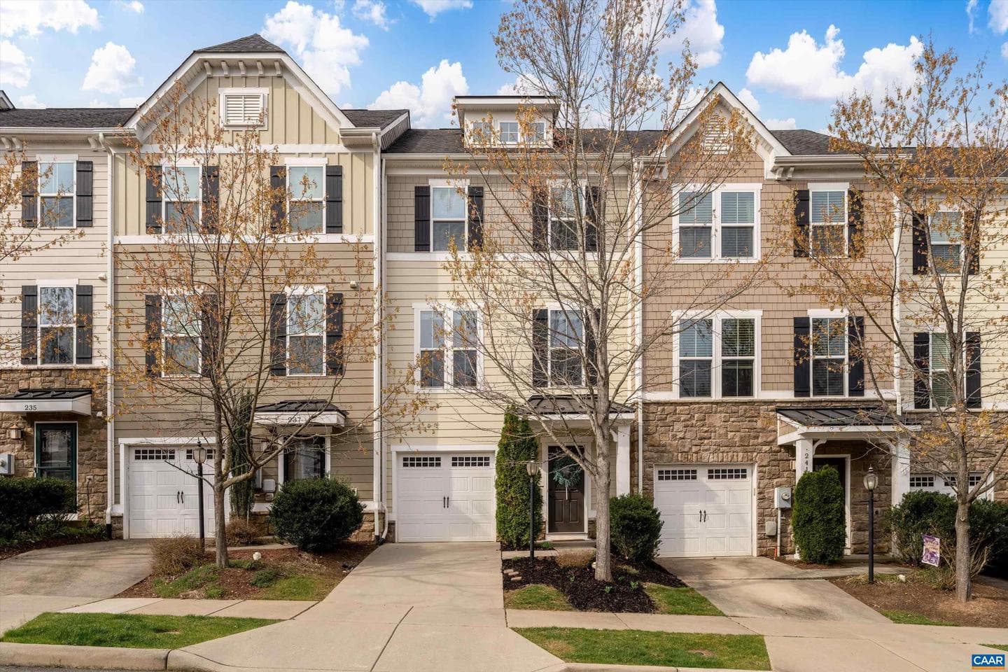 239 Pebble Beach Ct