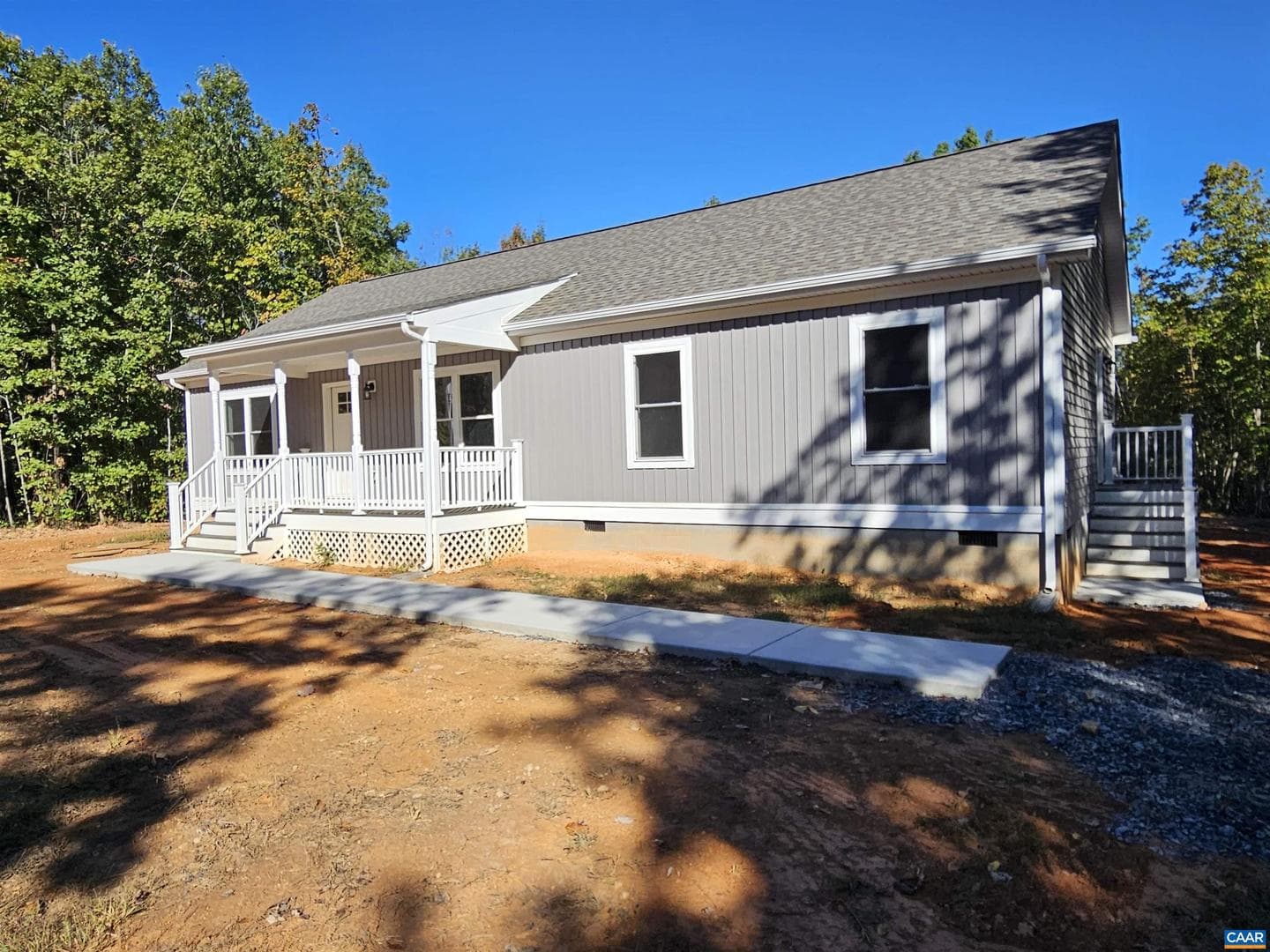 121 Sharps Creek Dr photo 1
