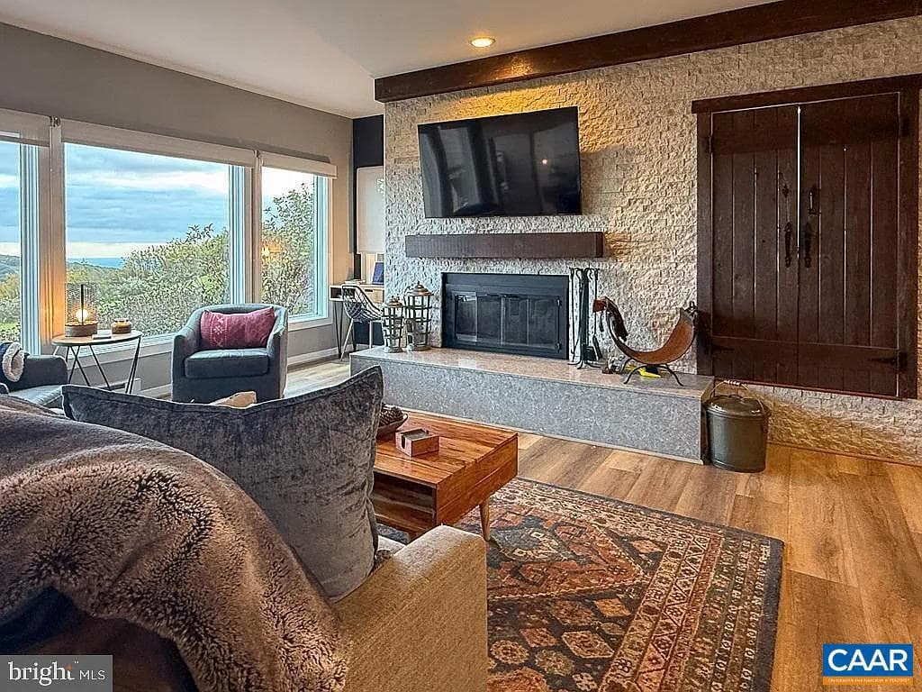 1616 Overlook Condos photo 1
