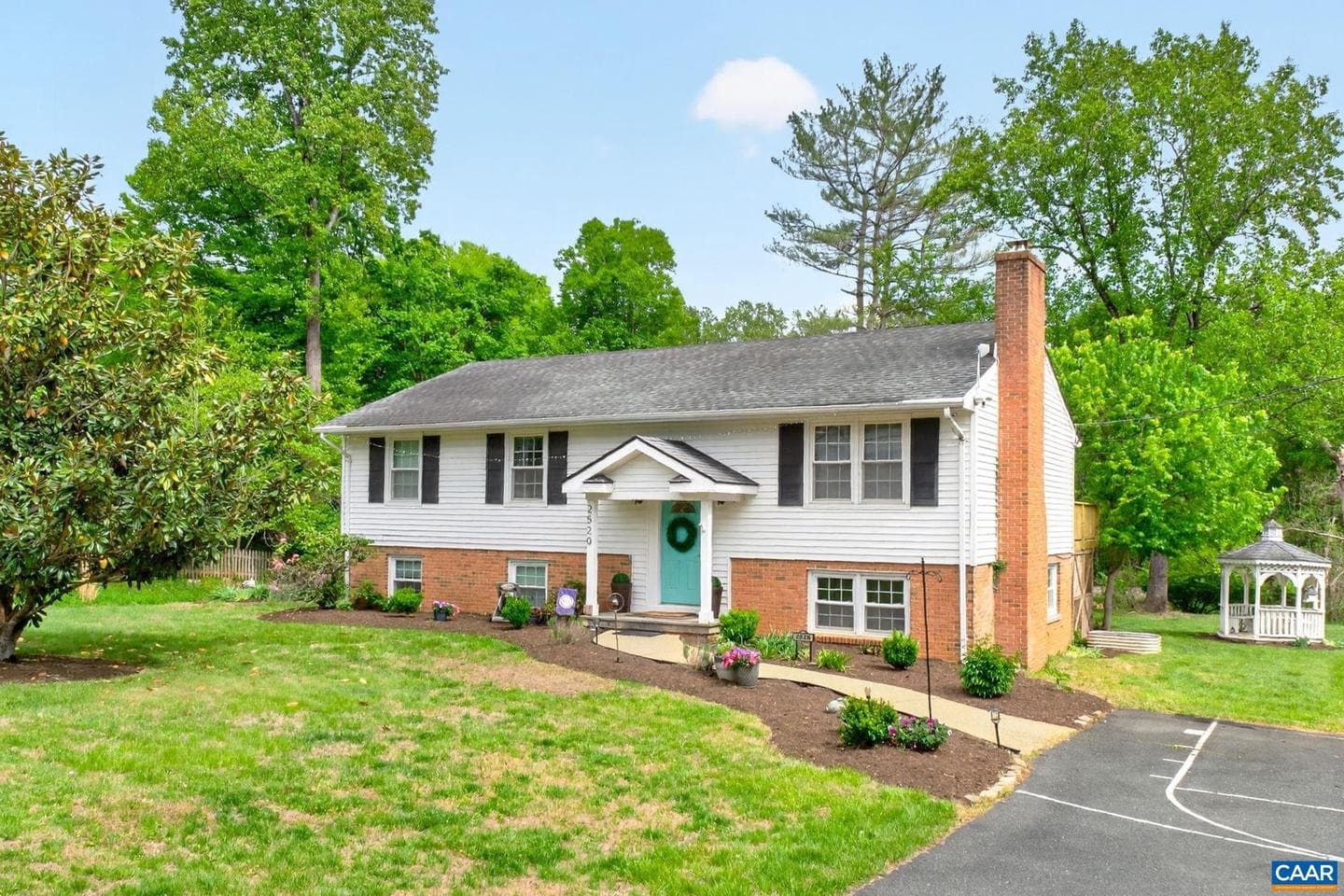 2520 Huntington Rd