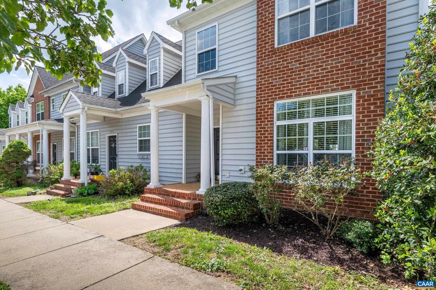 2440 Bargamin Orchard Ln