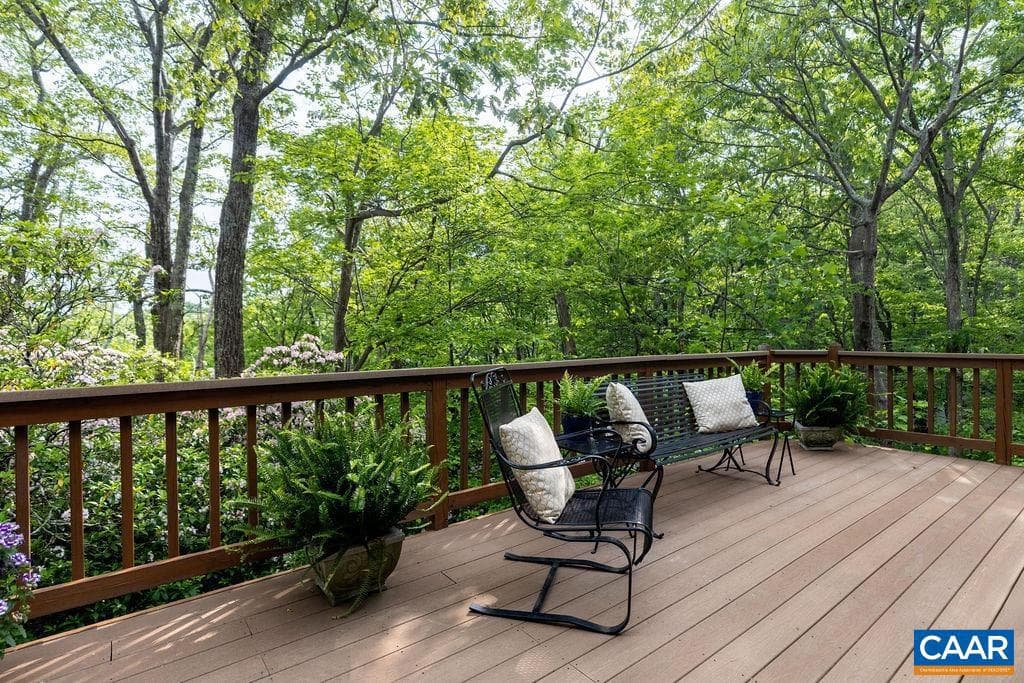 30 Gumtree Dr photo 1