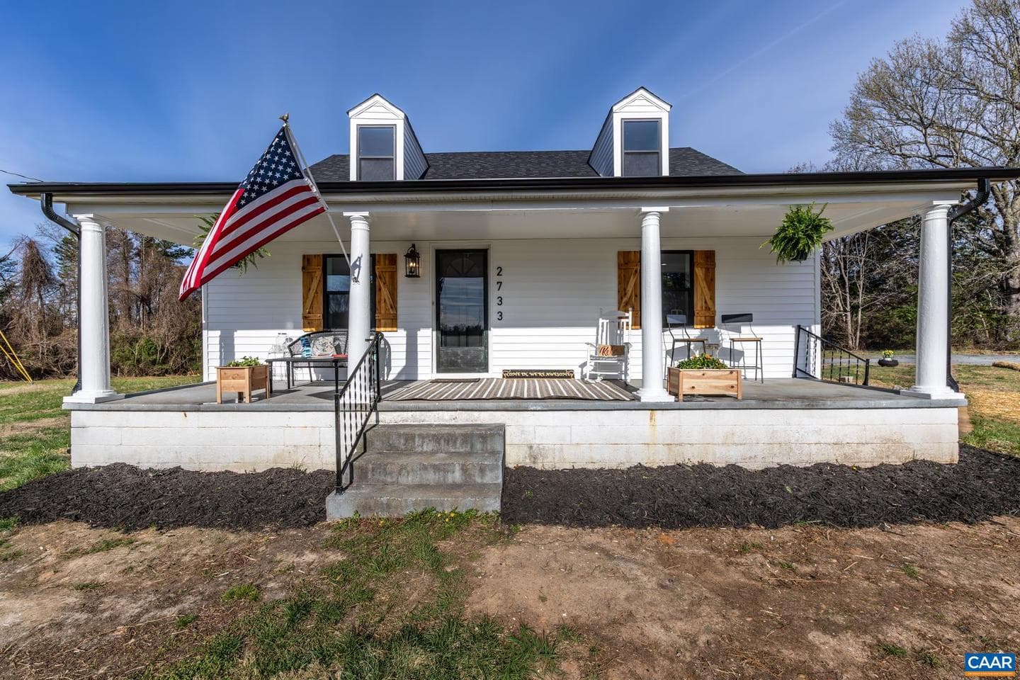 2733 Cedar Lane Rd photo 1