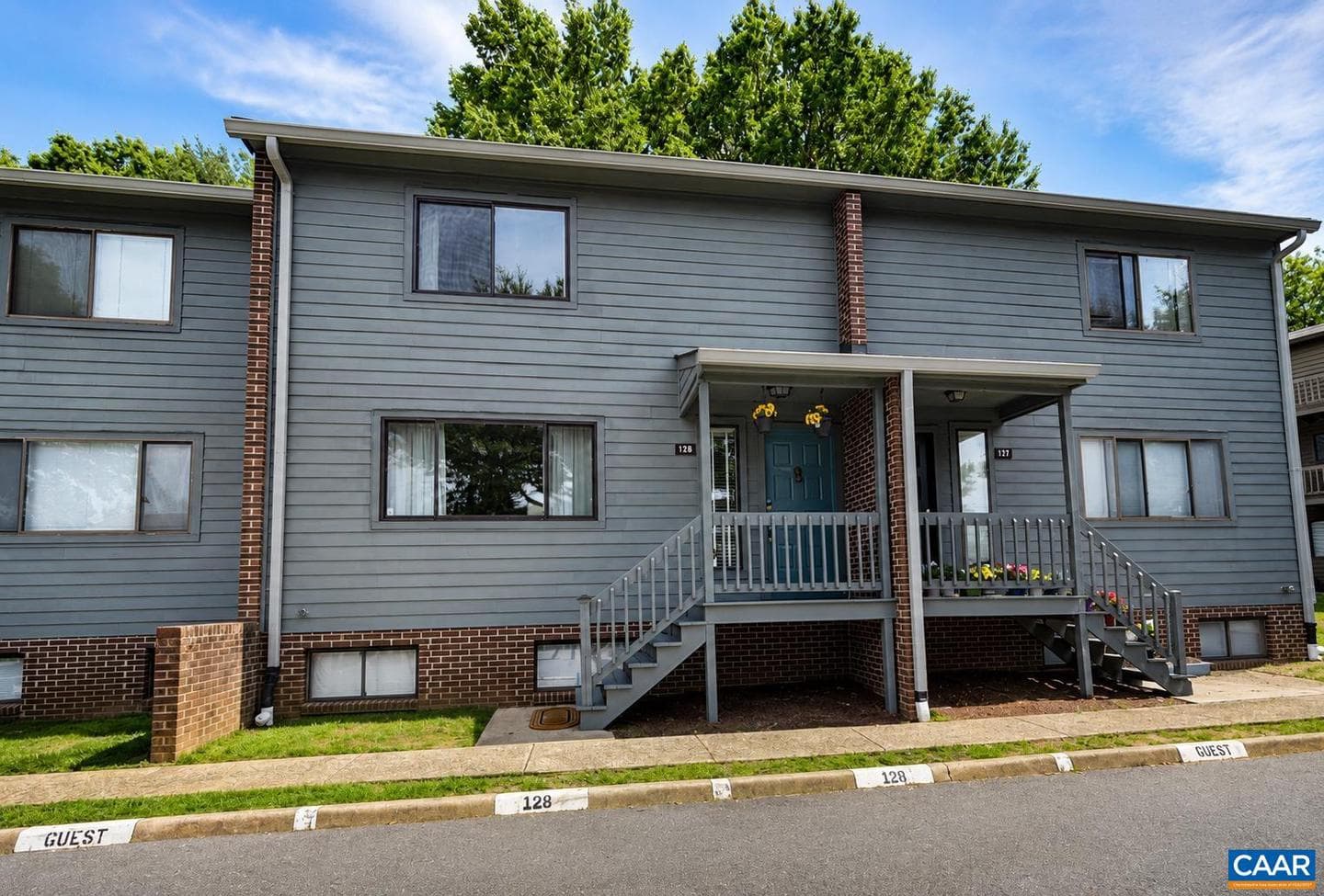 128 Harvest Dr, Charlottesville