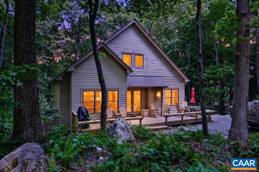 1300 Blue Ridge Dr, Wintergreen Resort