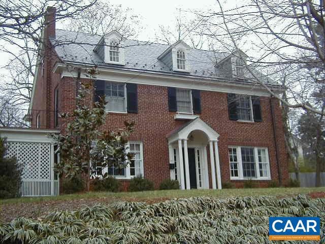 40 University Cir