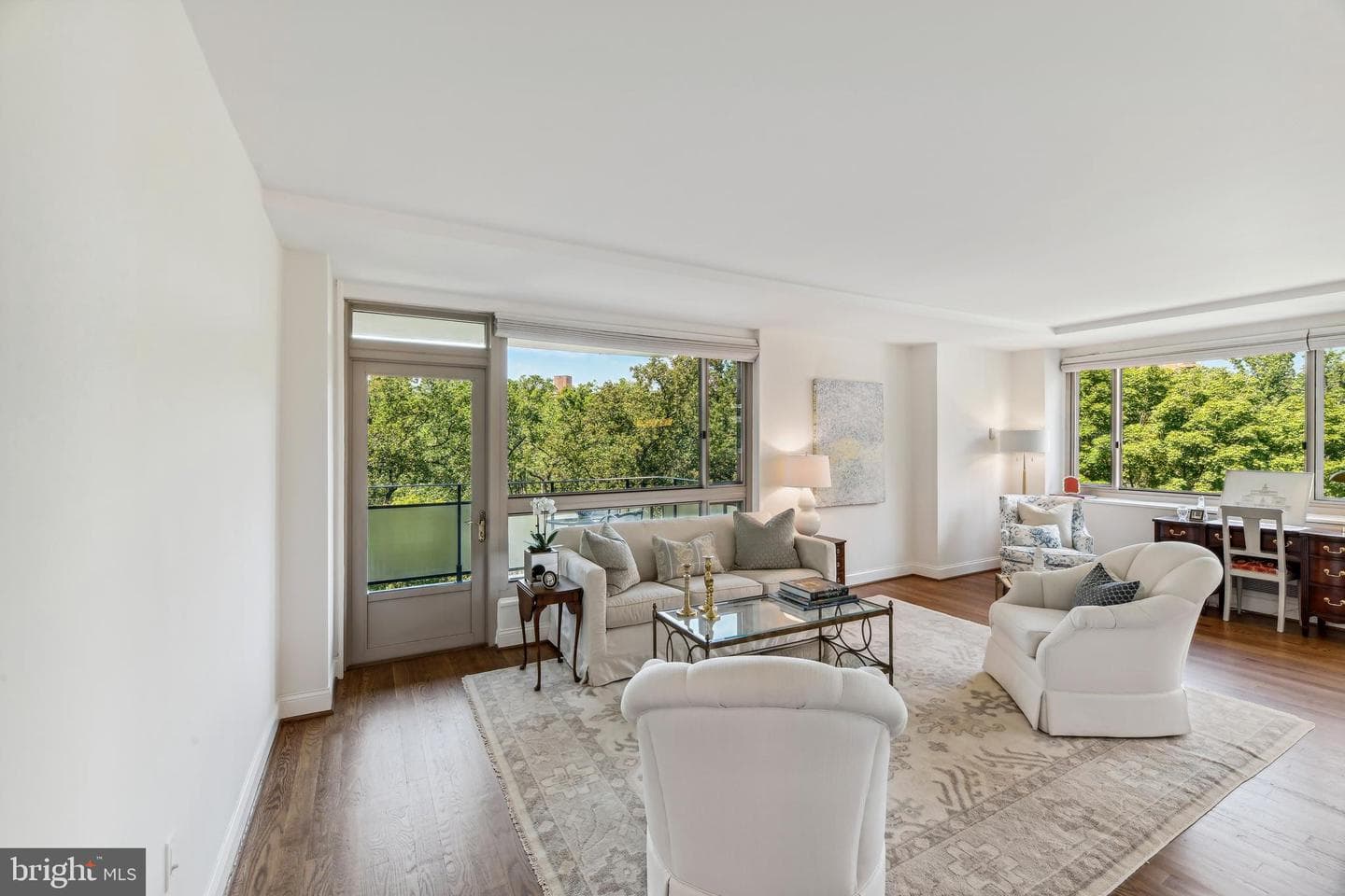 4101 Cathedral Avenue NW #807 photo 1