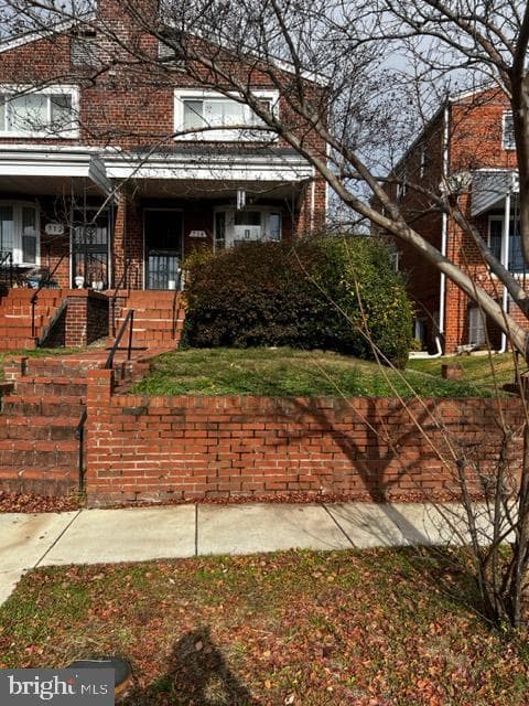 714 Hamilton Street NE photo 1