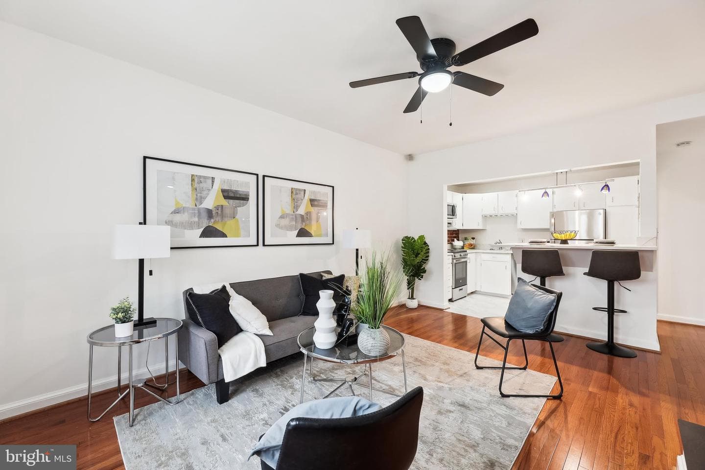 1833 California Street NW #403 photo 1
