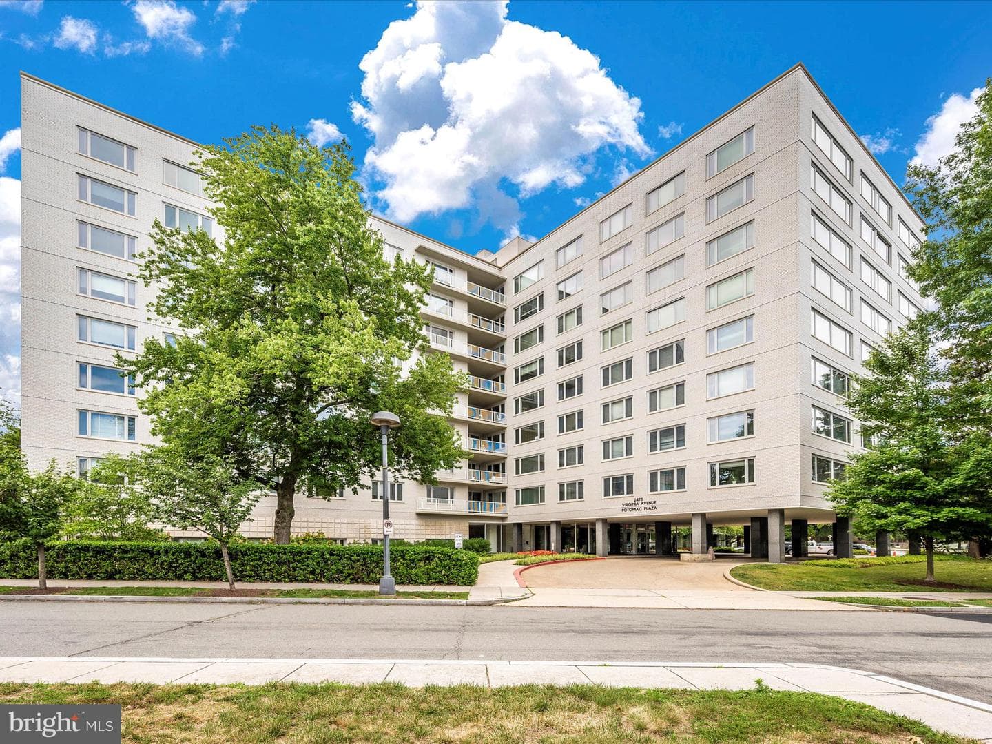 2475 Virginia Avenue NW #727 photo 1