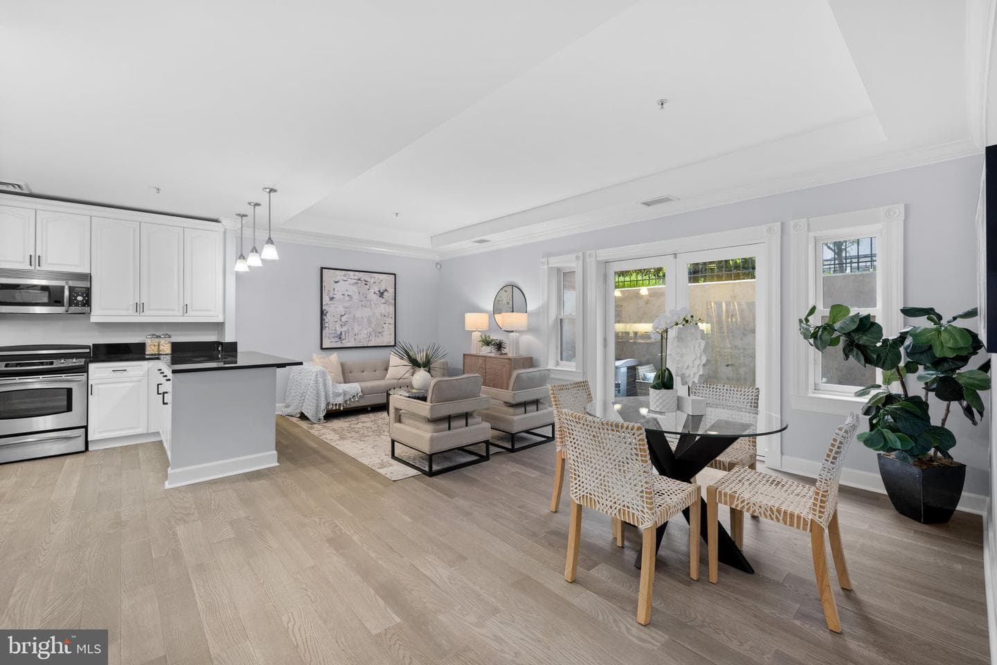 401 13th Street NE #111 photo 1