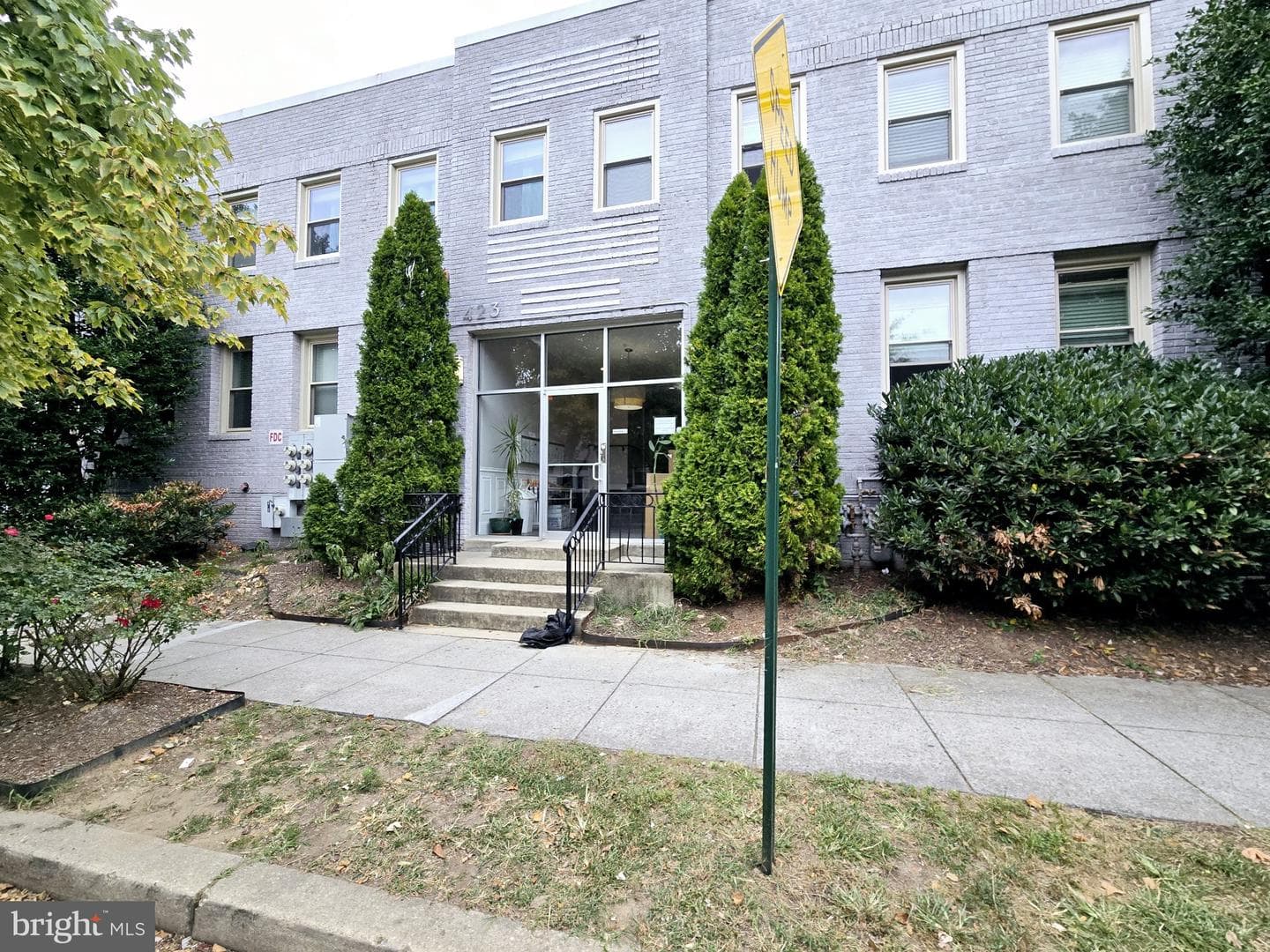 423 18th Street NE #4 photo 1