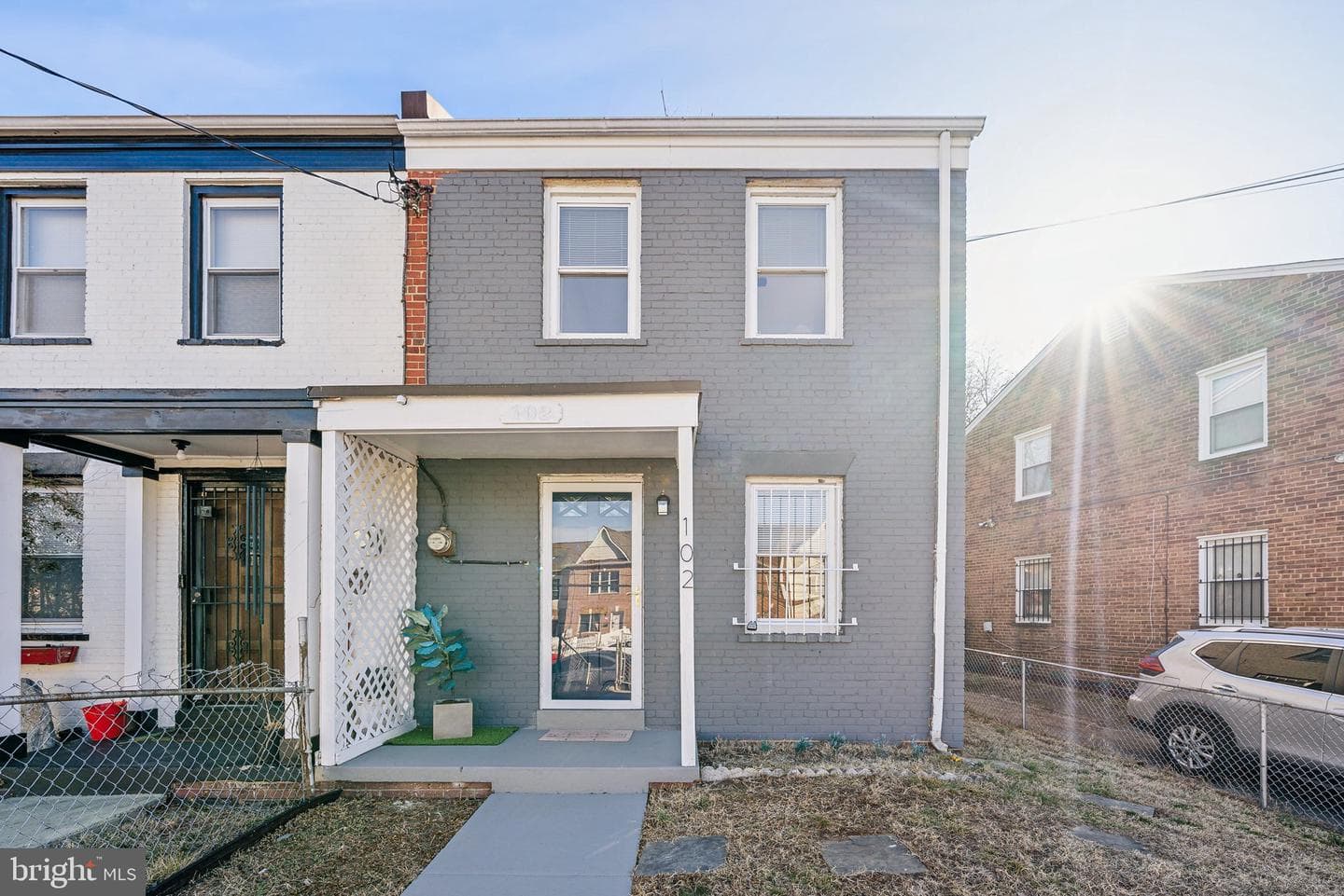 102 46th Street SE photo 1