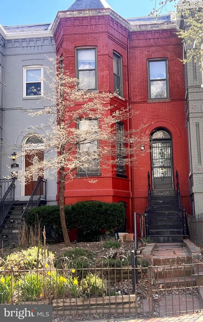 30 K Street NW photo 1