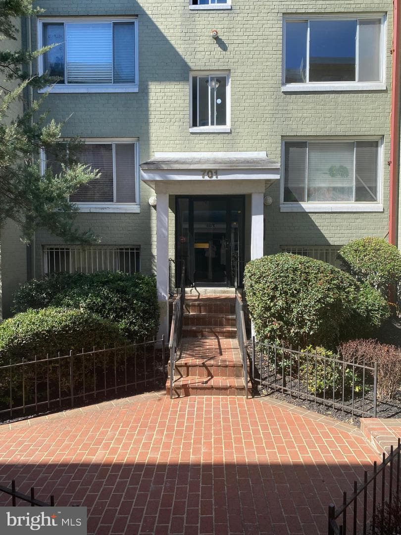 701 Brandywine Street SE #201 photo 1
