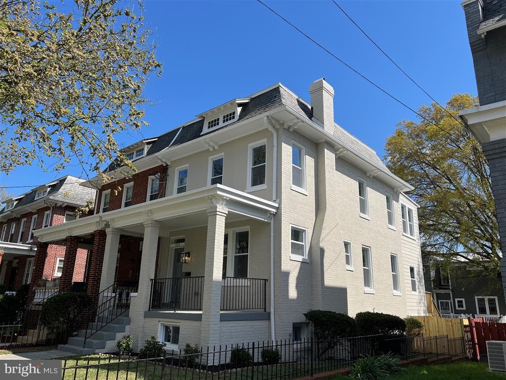 512 Peabody Street NW photo 1