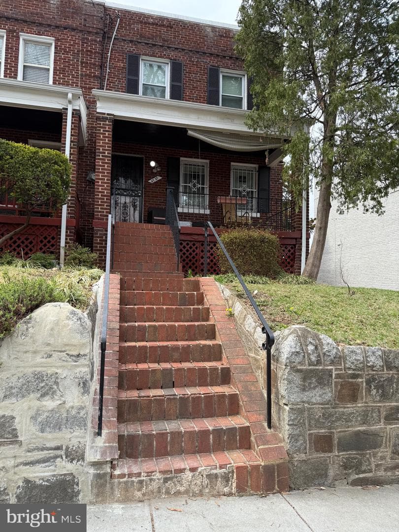 4710 12th St. NE photo 1