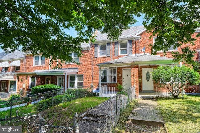 66 Allison Street NE photo 1