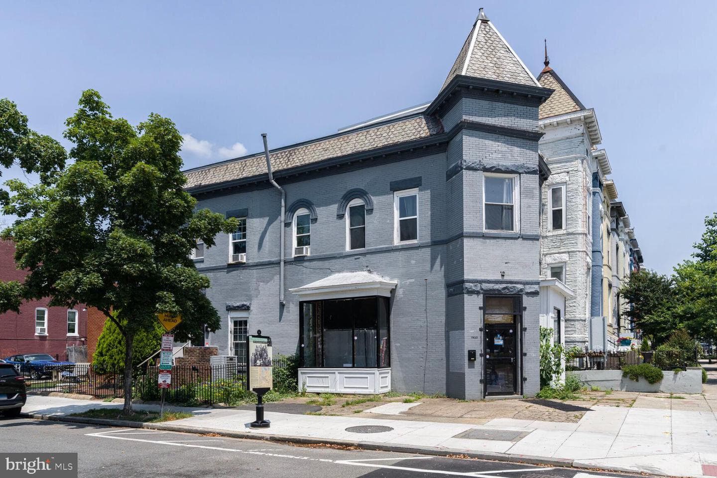1720 1st Street NW photo 1
