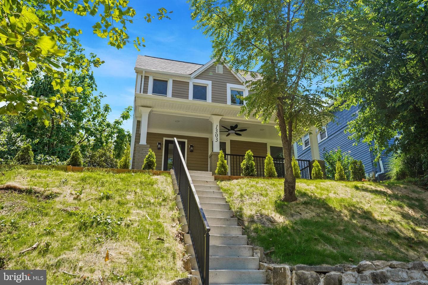 1303 Girard Street NE photo 1
