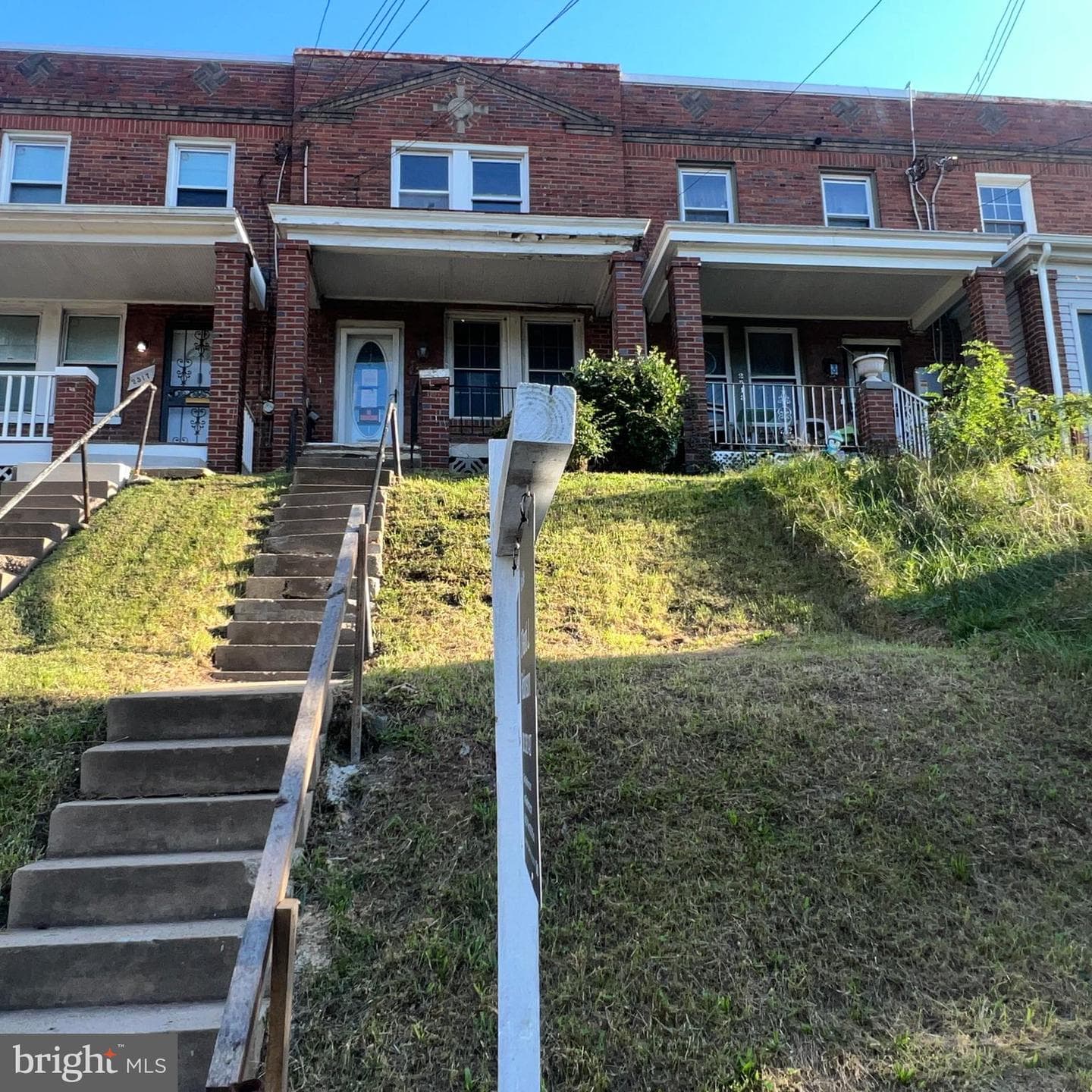 2515 Fairlawn Avenue SE photo 1