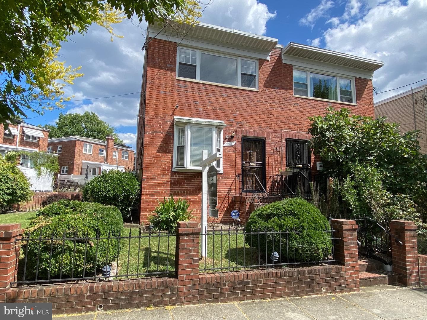 7527 8th Street NW photo 1