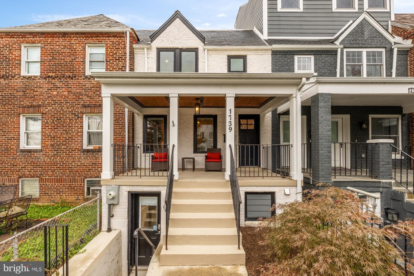 1739 D Street NE photo 1