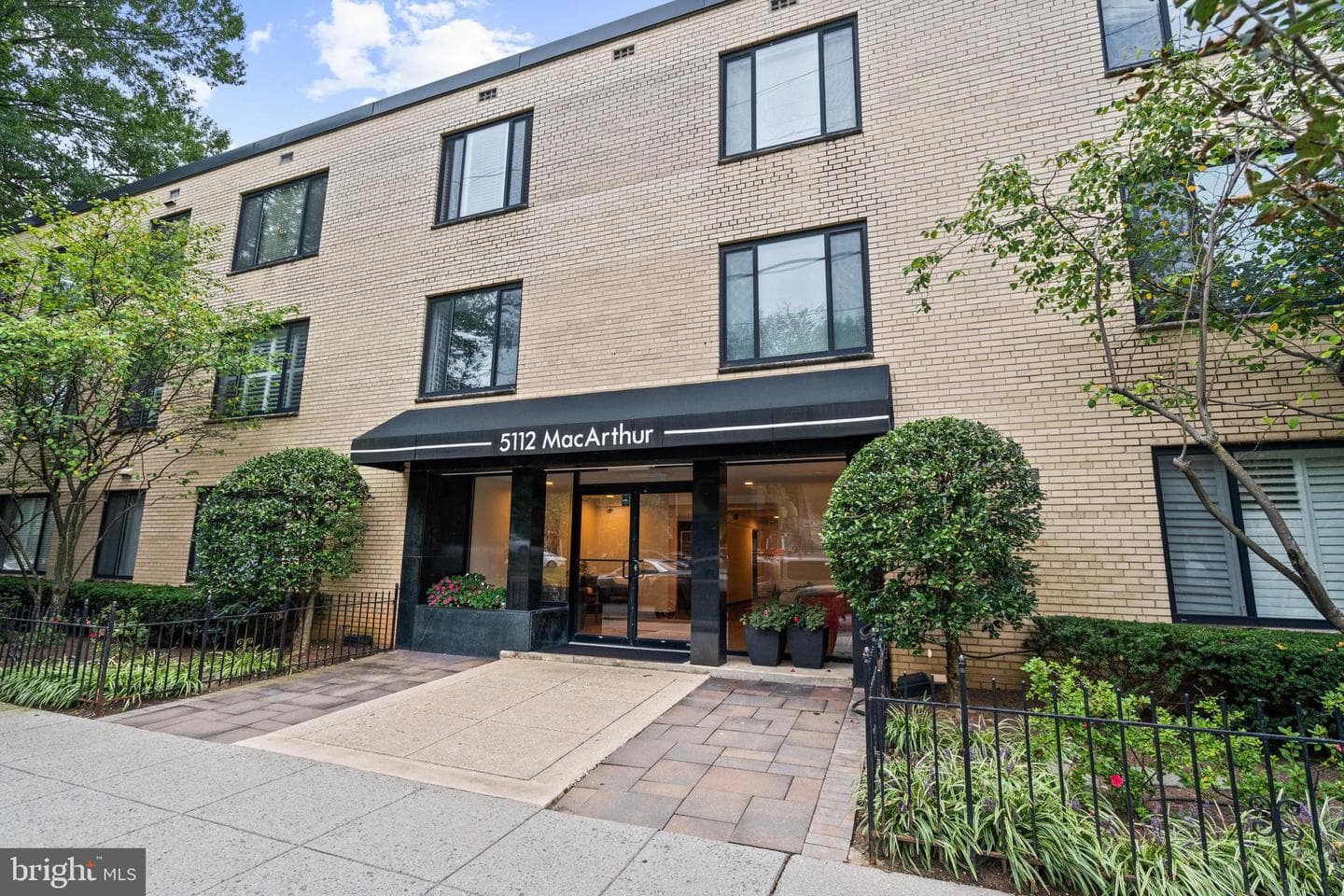 5112 Macarthur Boulevard NW #2 photo 1
