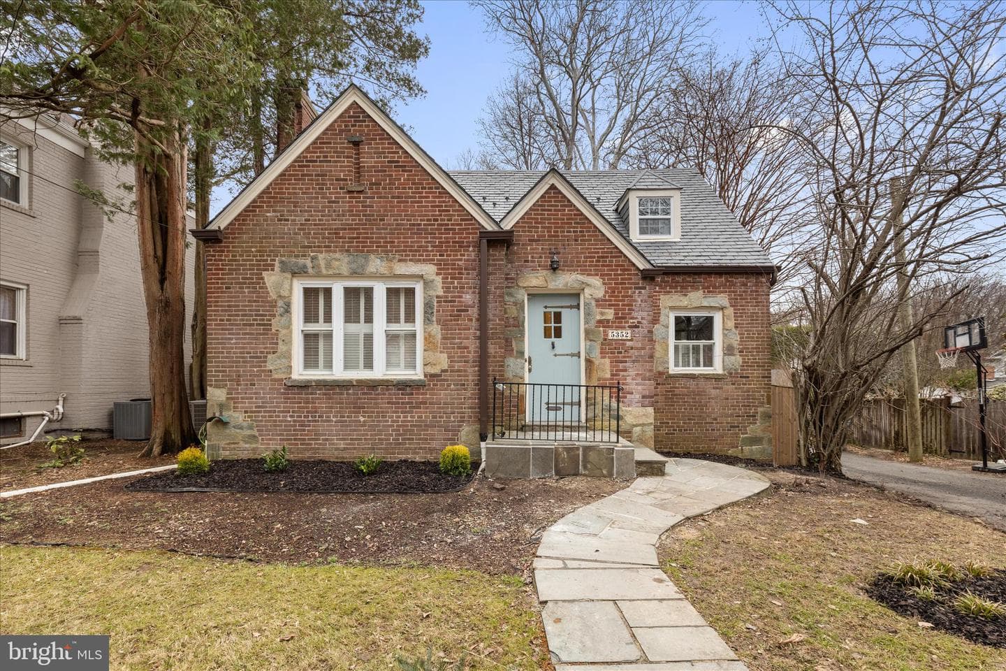 5352 29th Street NW photo 1